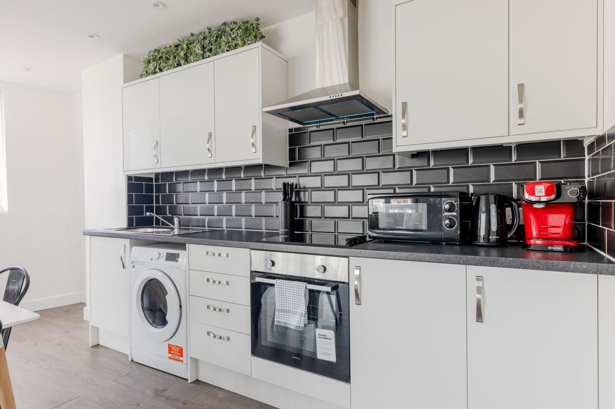 Boutique Vertigo Apartment Central Kingston/London Kingston upon Thames  Eksteriør billede