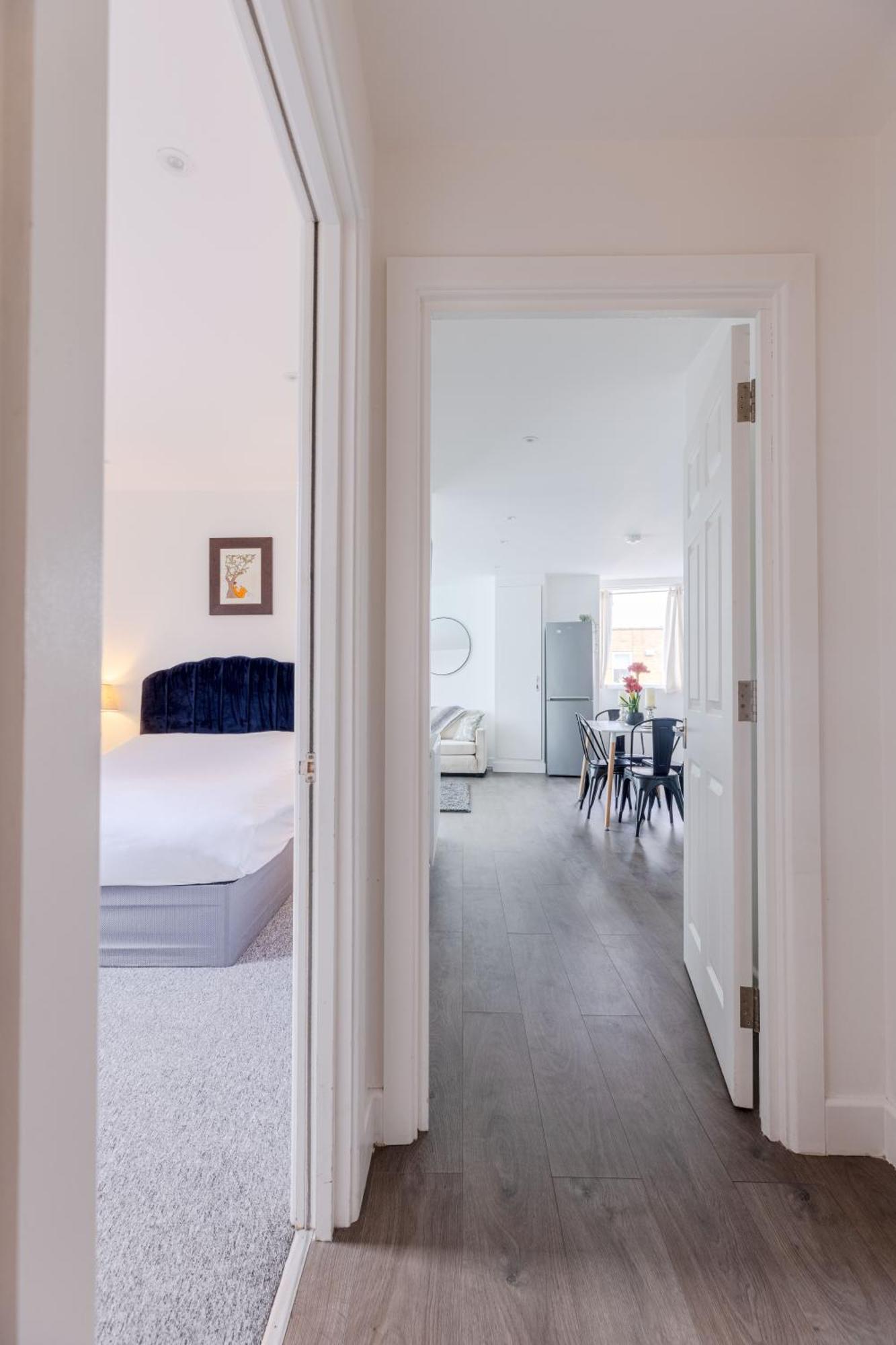 Boutique Vertigo Apartment Central Kingston/London Kingston upon Thames  Eksteriør billede